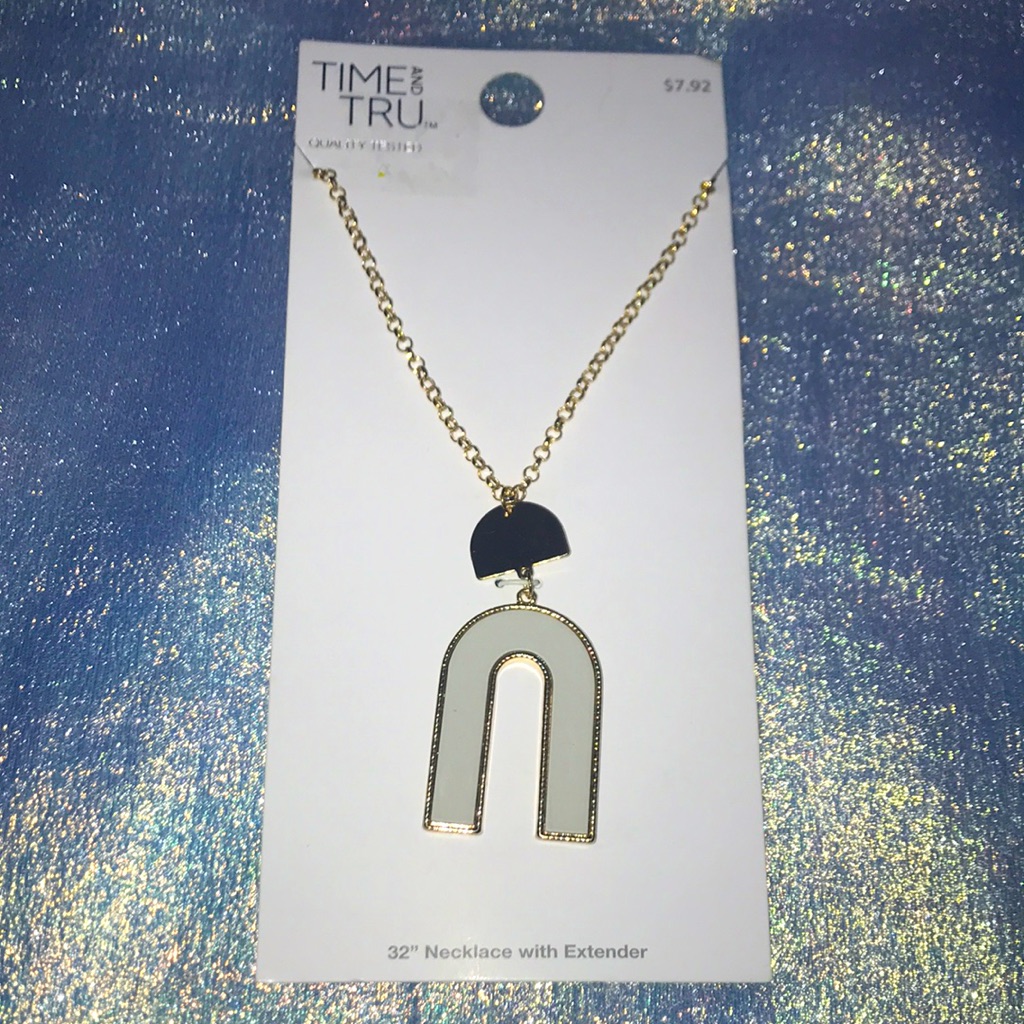 315 Time Tru Gold Tone White Faux Clay Arch Pendant 32 Necklace W Extender 6$